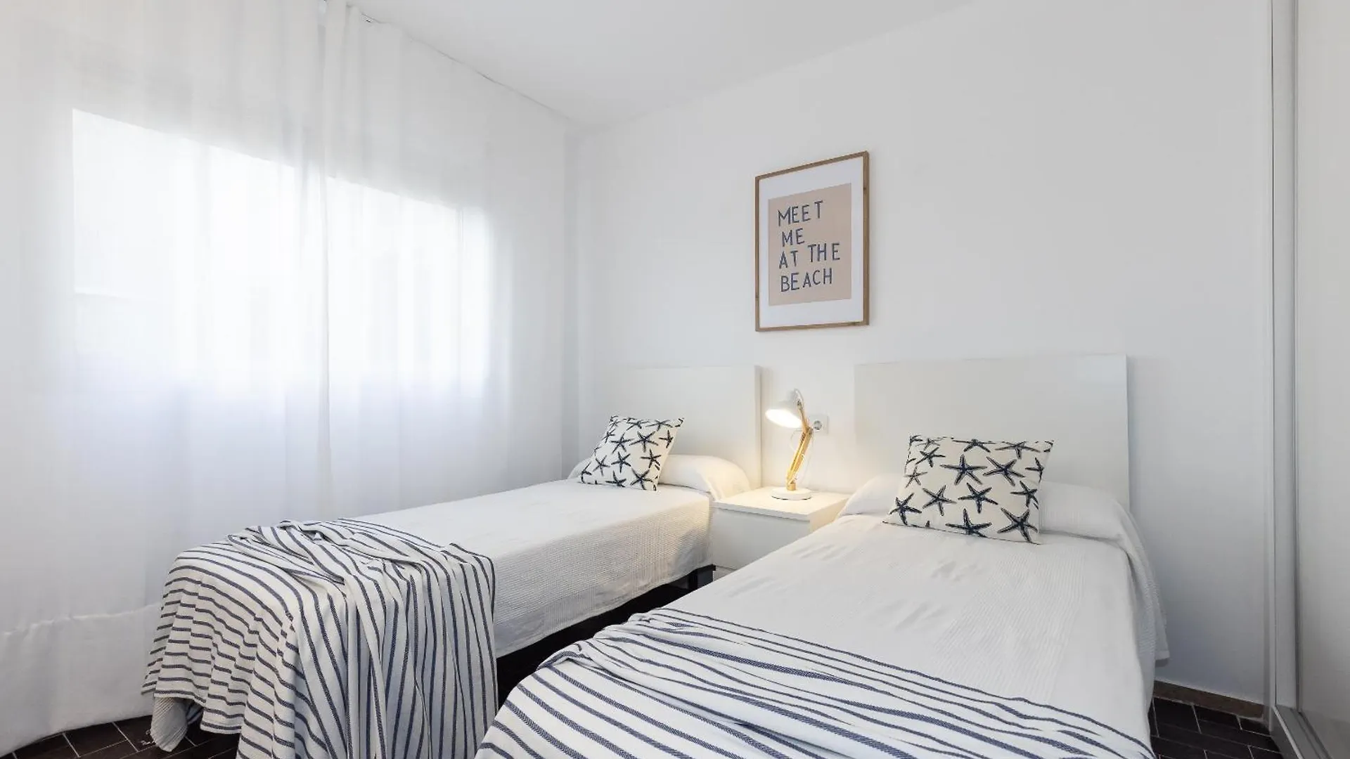 Uhc Dms Family Apartments Cambrils
