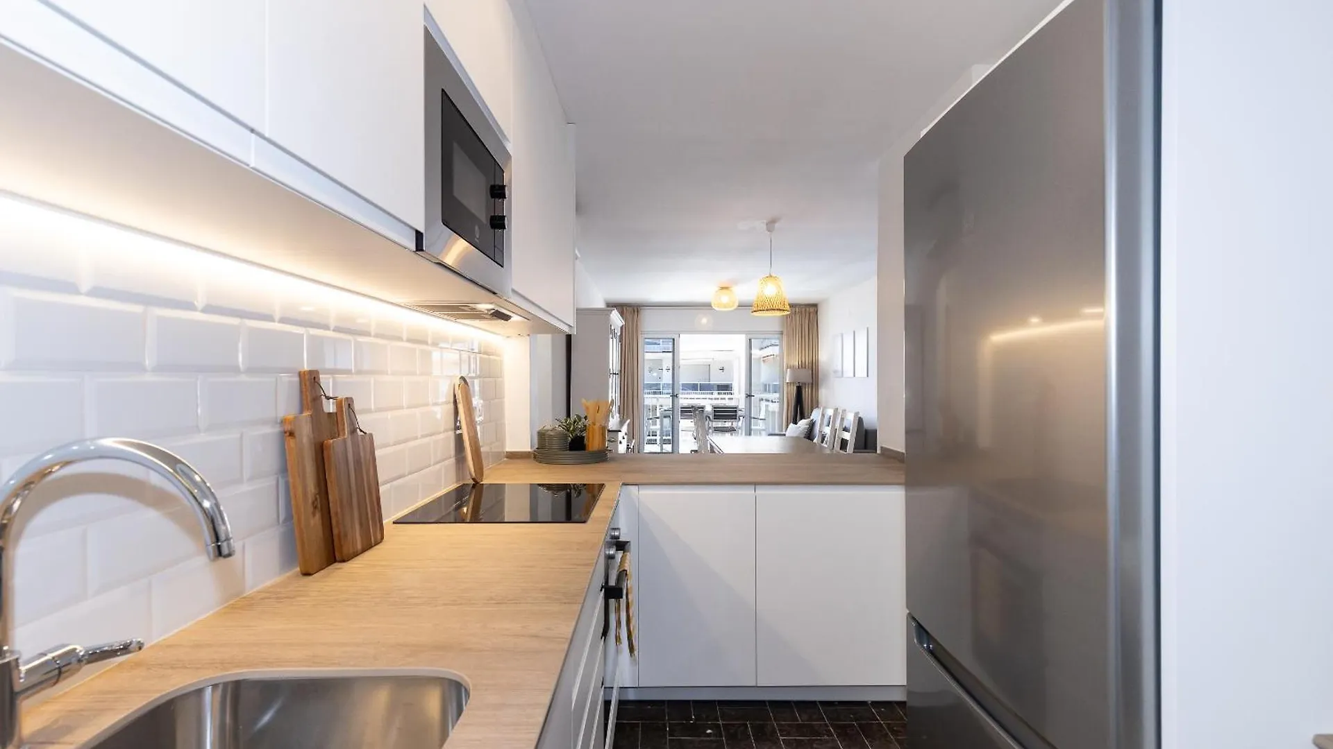 Uhc Dms Family Apartments Cambrils