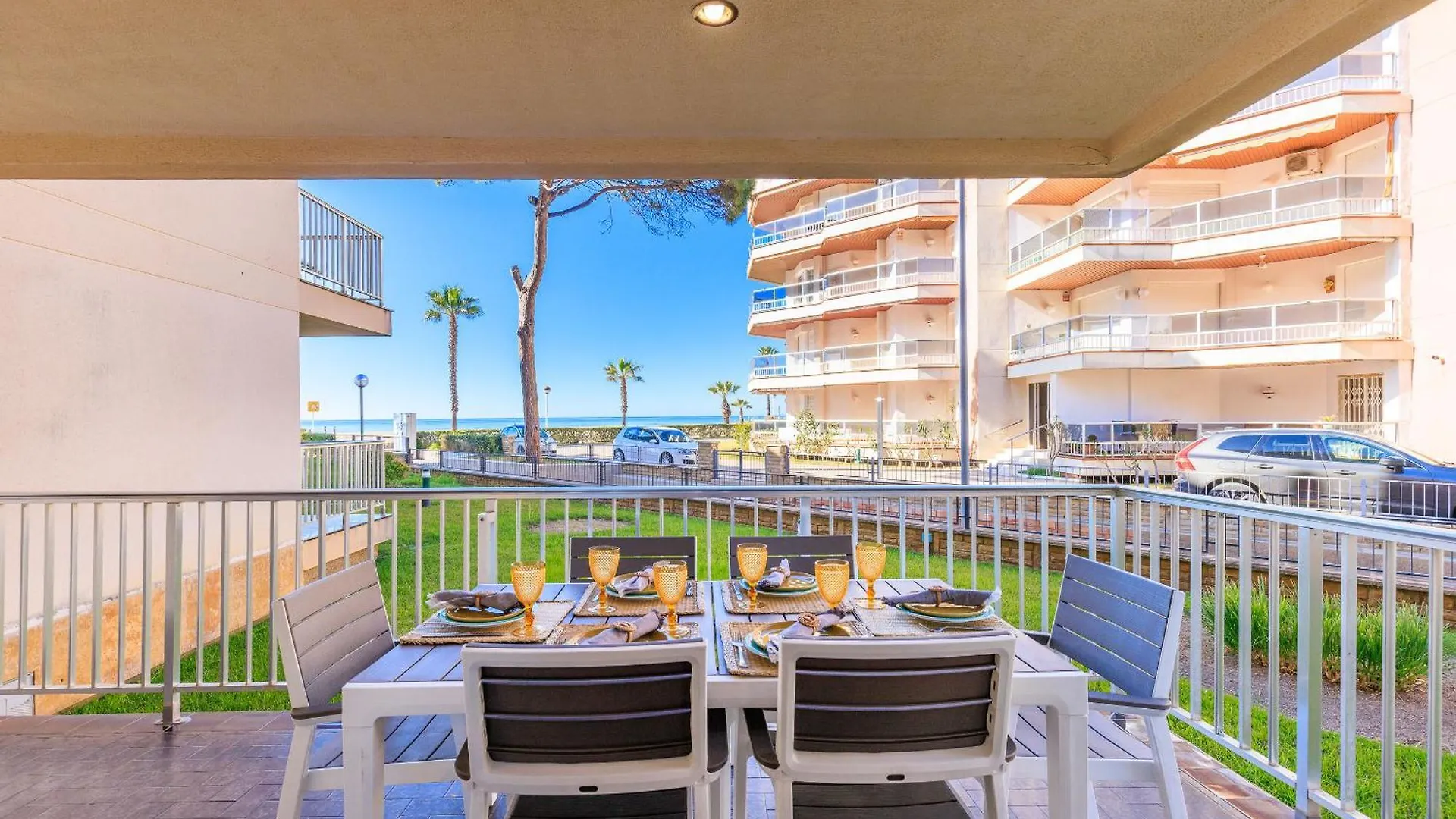 Uhc Dms Family Apartments Cambrils Spain